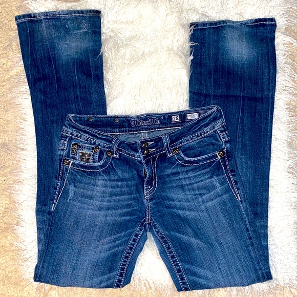 Miss Me Jeans - Picture 1 of 3